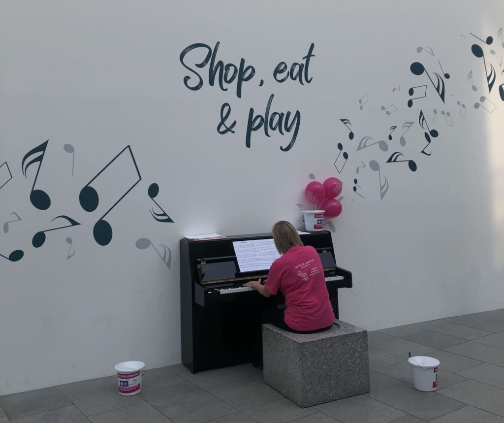 Shop, eat and play at The Centre